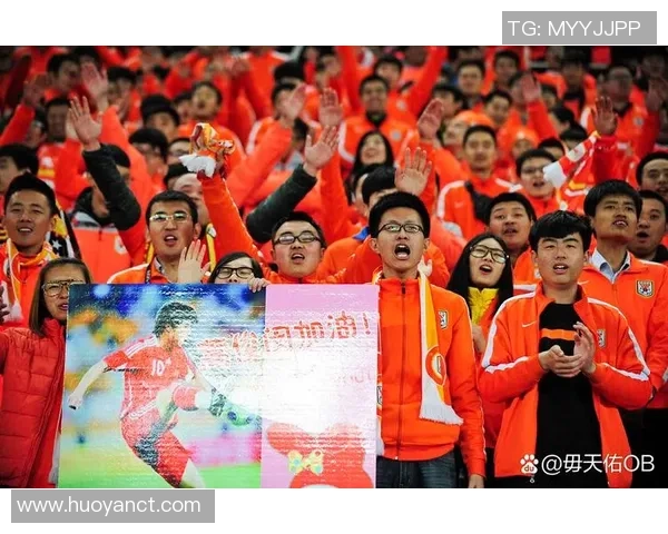 温暖人心的足球明星:他们不仅在球场上闪耀更用爱心感染世界 温暖人心的足球明星:他们不仅在球场上闪耀更用爱心感染世界